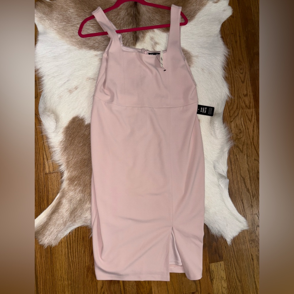🩷New with tag🩷Express Blush Pink Dress